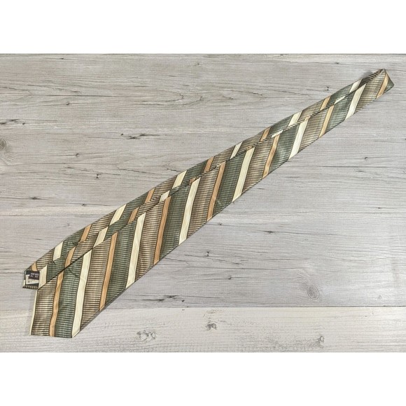 Umberto Bossi Men's 100% Silk Tie Green Gold Tan Necktie 58 Inches Long - Picture 2 of 6